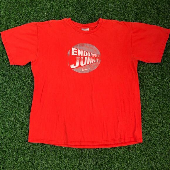 Men's Red Nike ‘Endorphin Junkie’ Graphic Tee - Picture 1 of 4